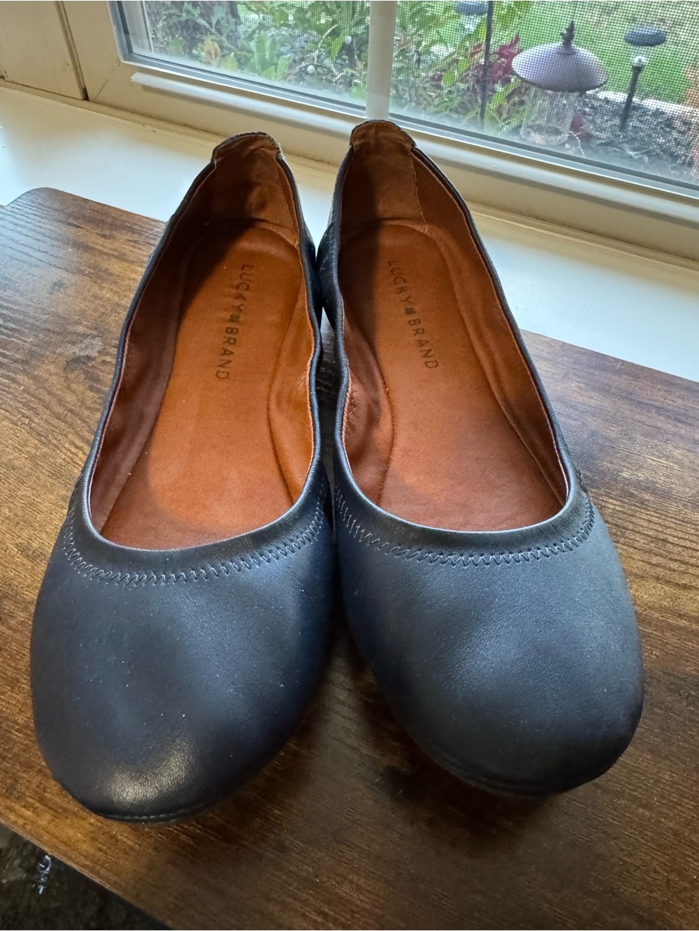 Lucky Brand Emmie 2 Navy Leather Ballet Flats | Size 8.5M